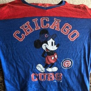 Chicago cubs 3/4 sleeve   T-shirt